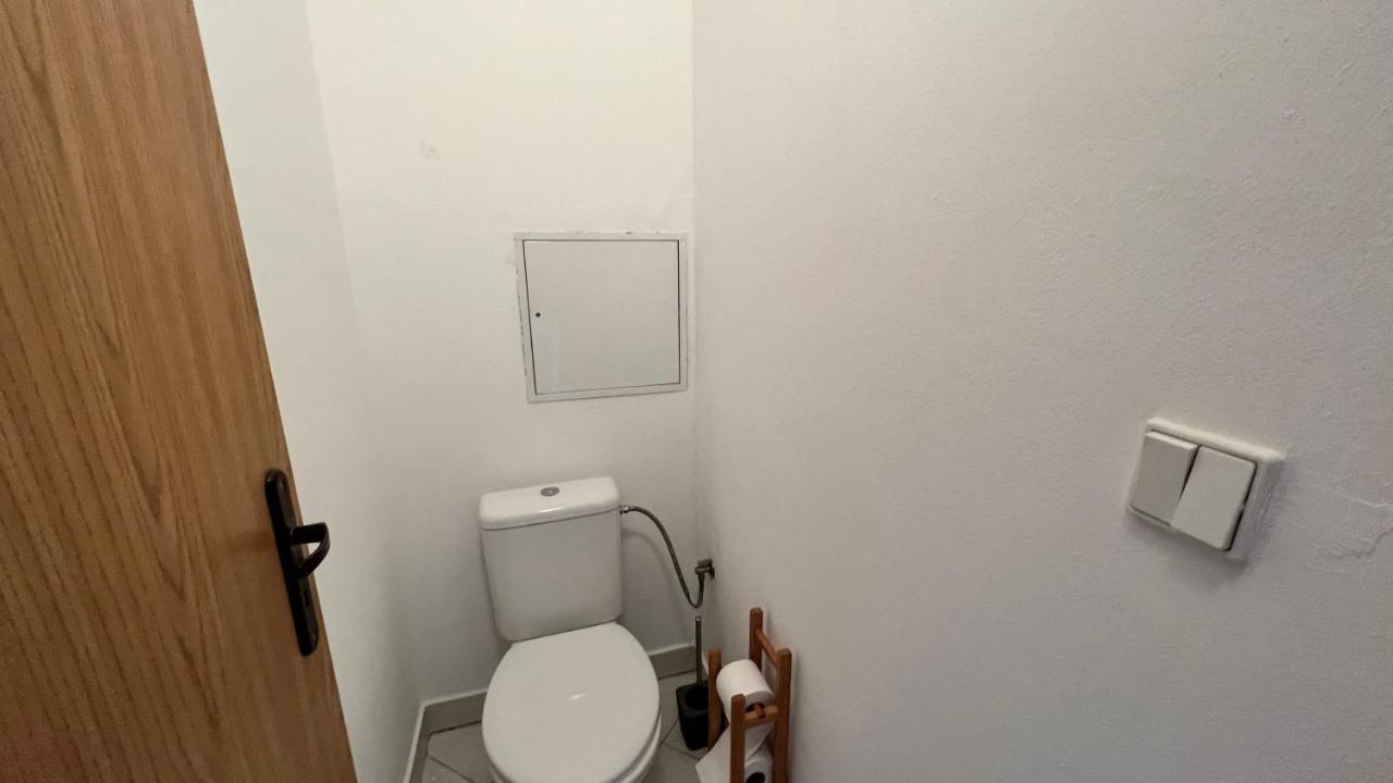 Apartmán 1 With Balcony, Dolezalova Street Bratislava